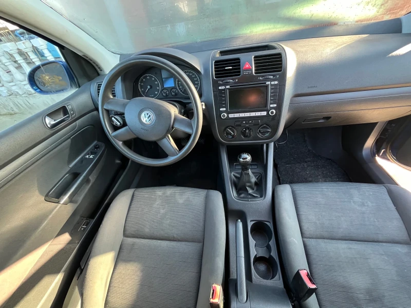VW Golf, снимка 6 - Автомобили и джипове - 53160731