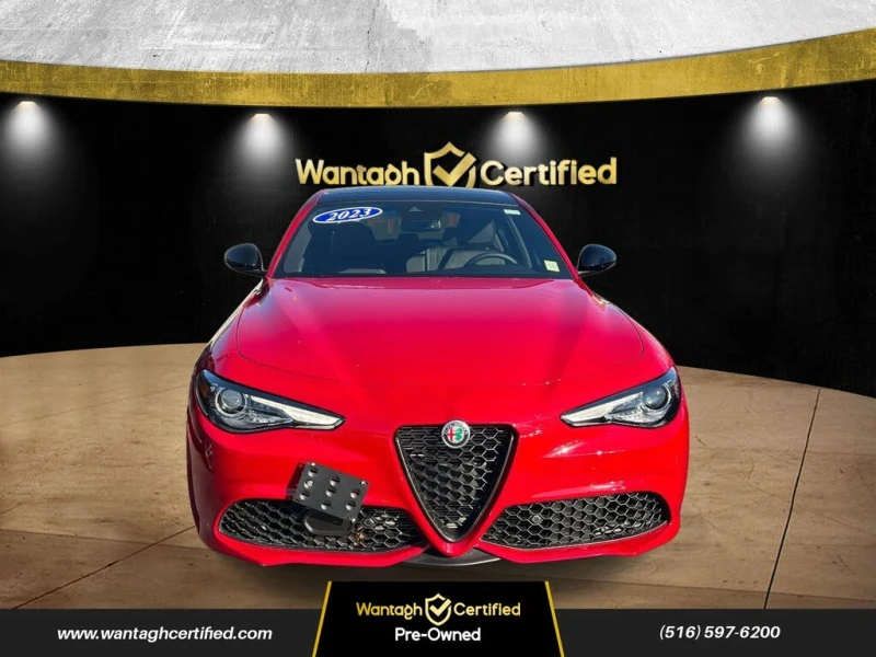 Alfa Romeo Giulia Veloce* CARFAX* АвтоКредит* (ЦЕНА ДО БГ), снимка 2 - Автомобили и джипове - 53245522