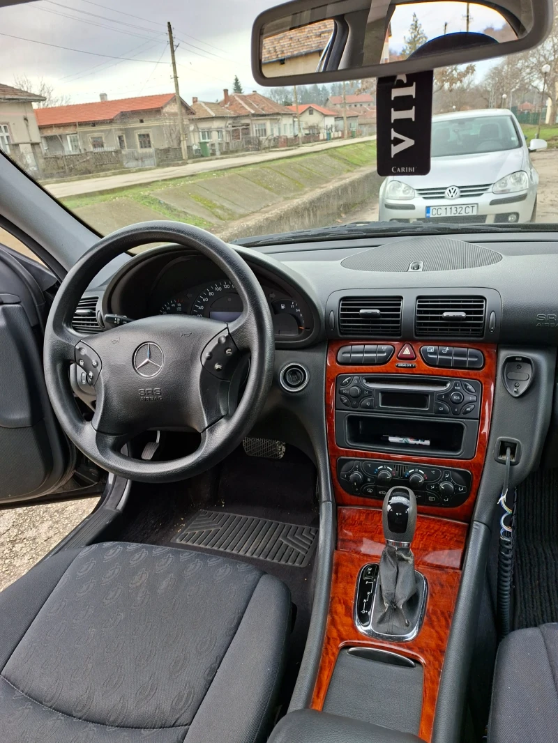 Mercedes-Benz C 220 Mercedes 2.2 CDI 143kc , снимка 10 - Автомобили и джипове - 53357275