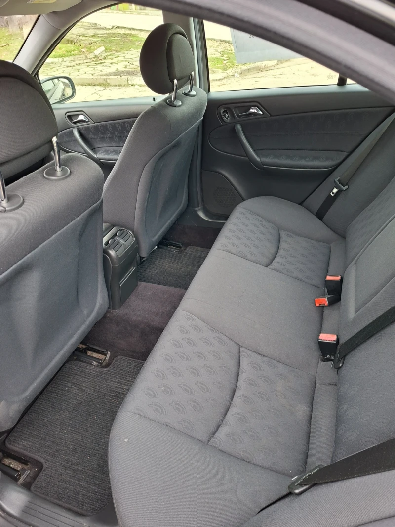 Mercedes-Benz C 220 Mercedes 2.2 CDI 143kc , снимка 8 - Автомобили и джипове - 53357275