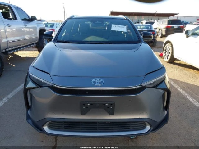 Toyota bZ4X LIMITED* ПАНОРАМА* ПОДГРЕВ* ОБДУХВАНЕ* КАМЕРА - изображение 2