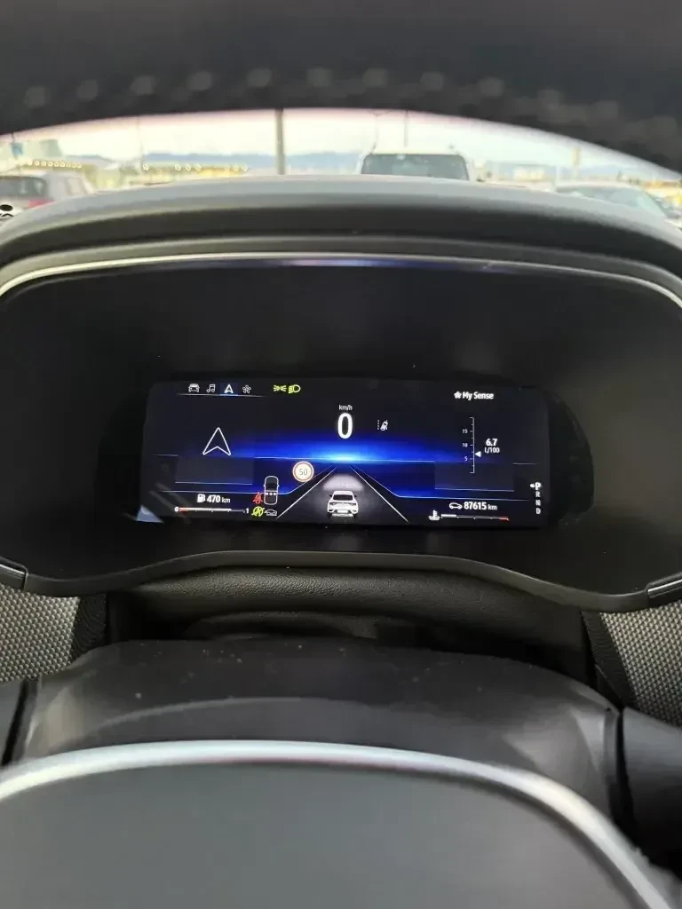 Renault Arkana * INTENS* * - Първи собственик, снимка 8 - Автомобили и джипове - 56631609
