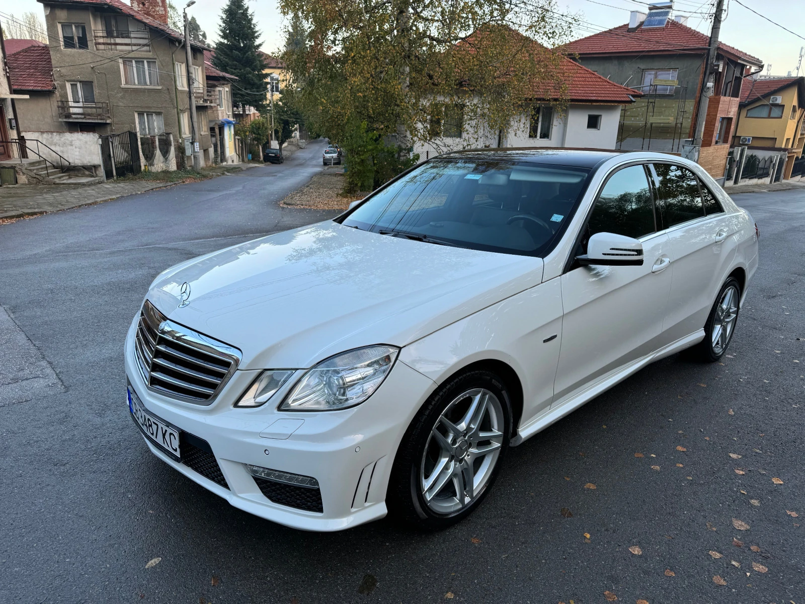 Mercedes-Benz E 200 2.2CDI AMG PACKET, 7G-Tronic, harman/kardon - изображение 4