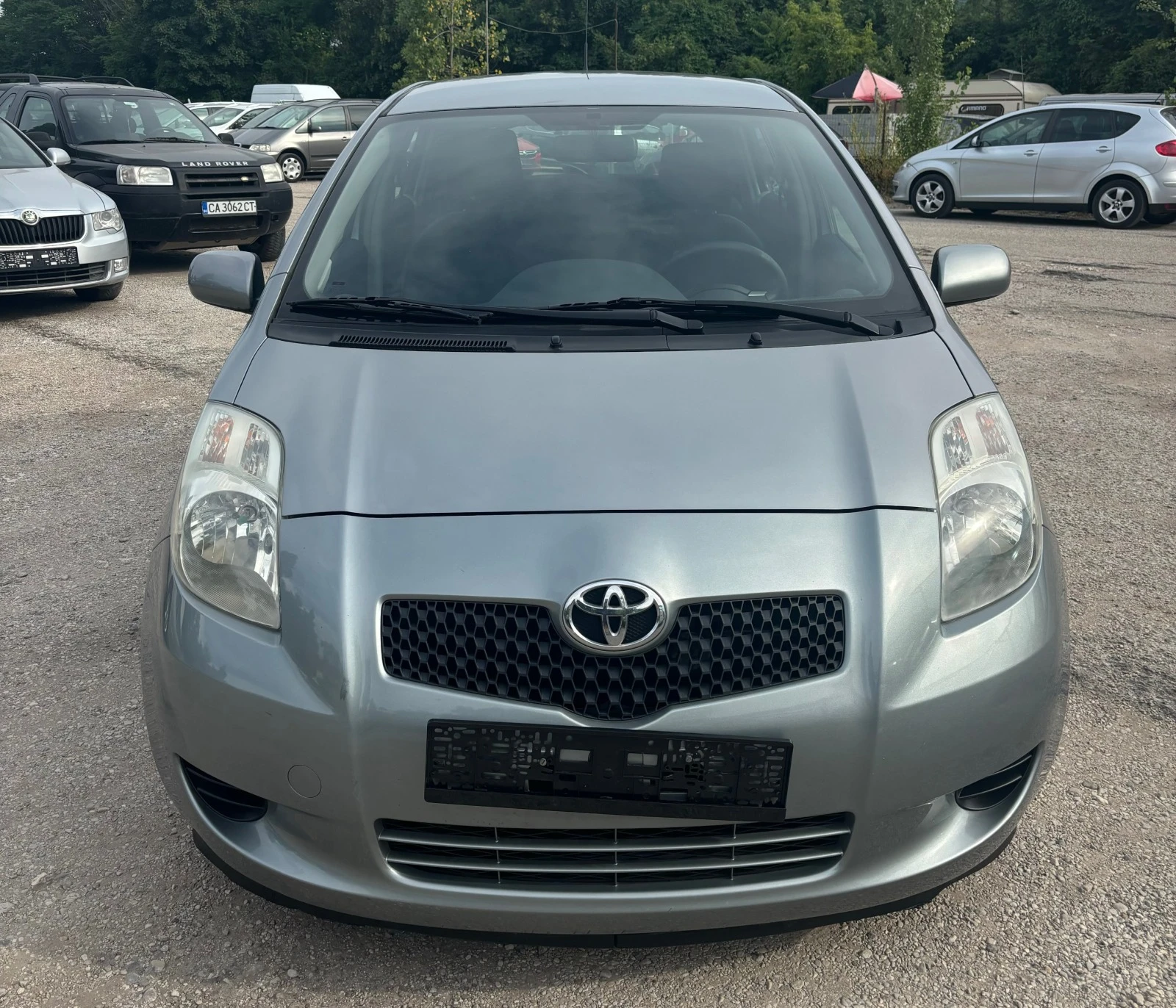 Toyota Yaris 1.3i - изображение 3