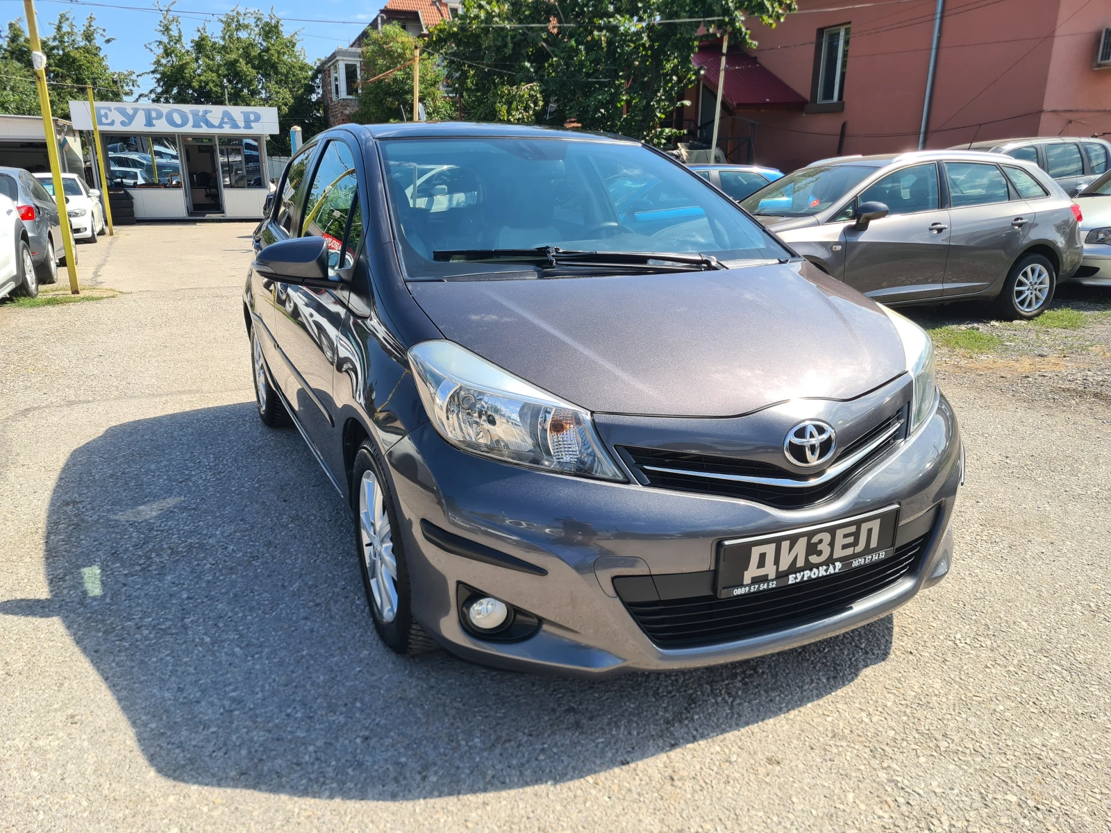 Toyota Yaris 1.4D4D-НАВИ.ПАНОРАМА, КАМЕРА-ЛИЗИНГ - изображение 3