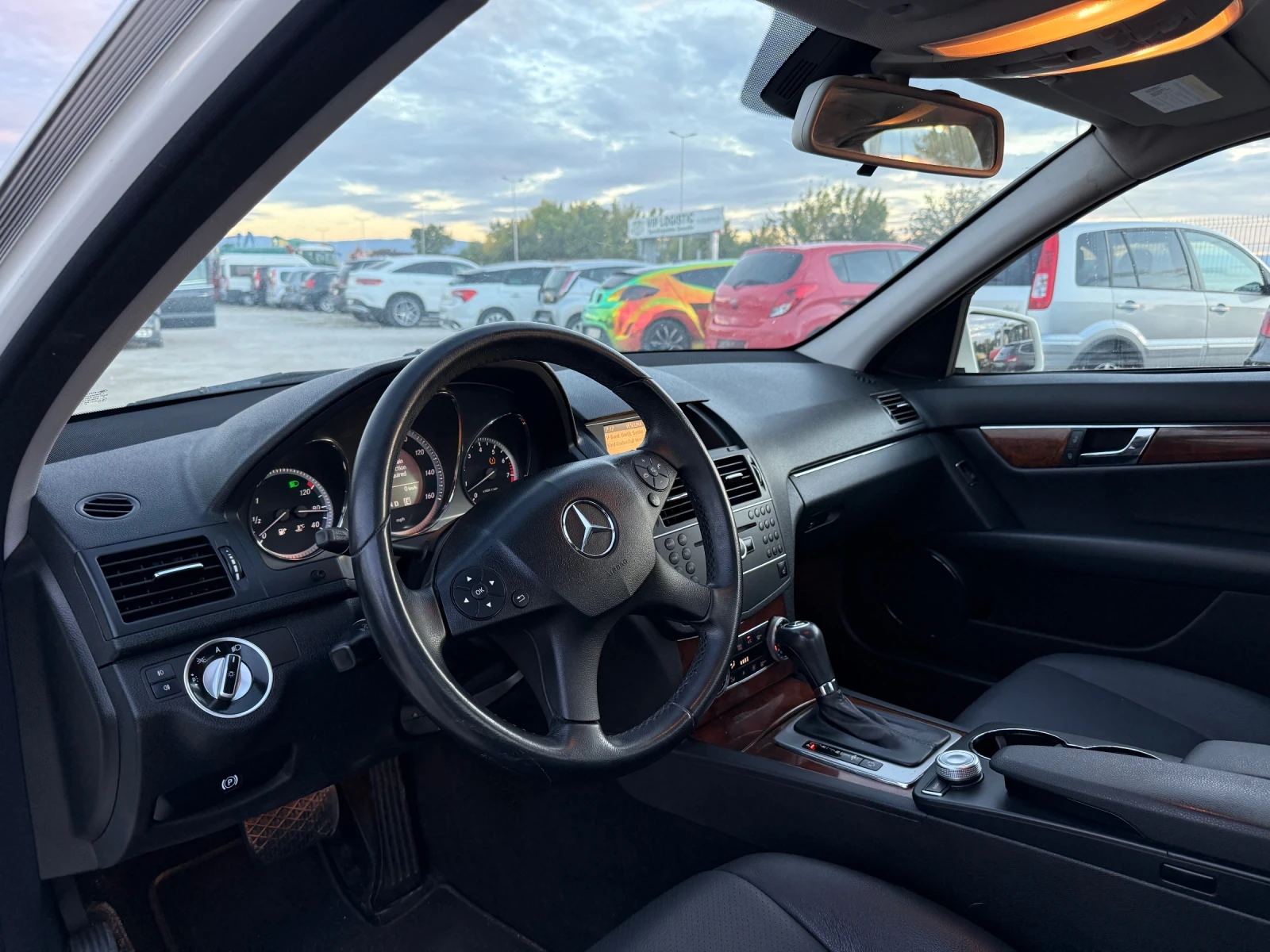Mercedes-Benz C 300 V6* НОВ ВНОС* AMG* ШИБЕДАХ* КСЕНОН* КОЖА* ТОП | Mobile.bg — изображение 11