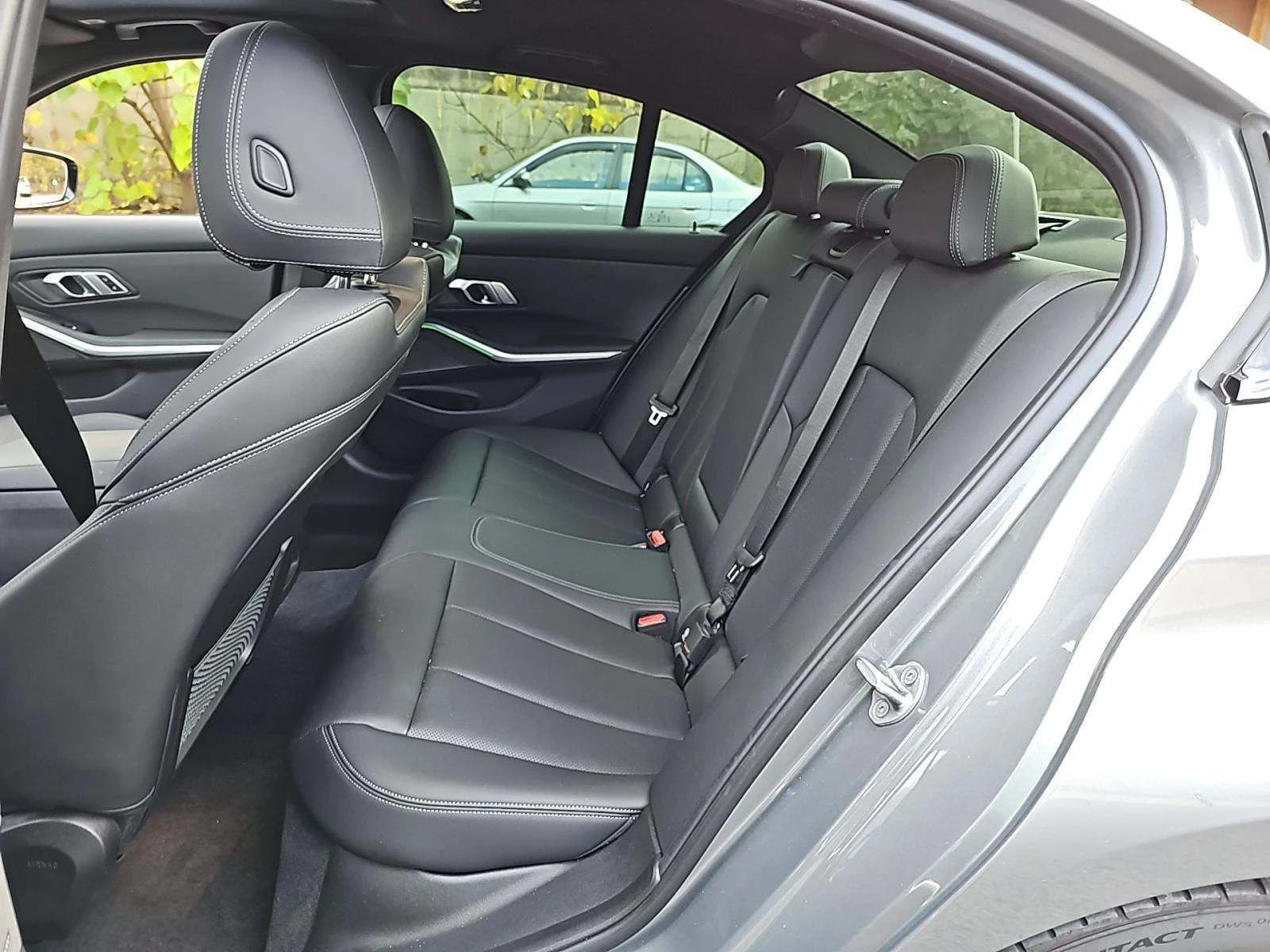 BMW 330 xDrive M Sport Line - изображение 7