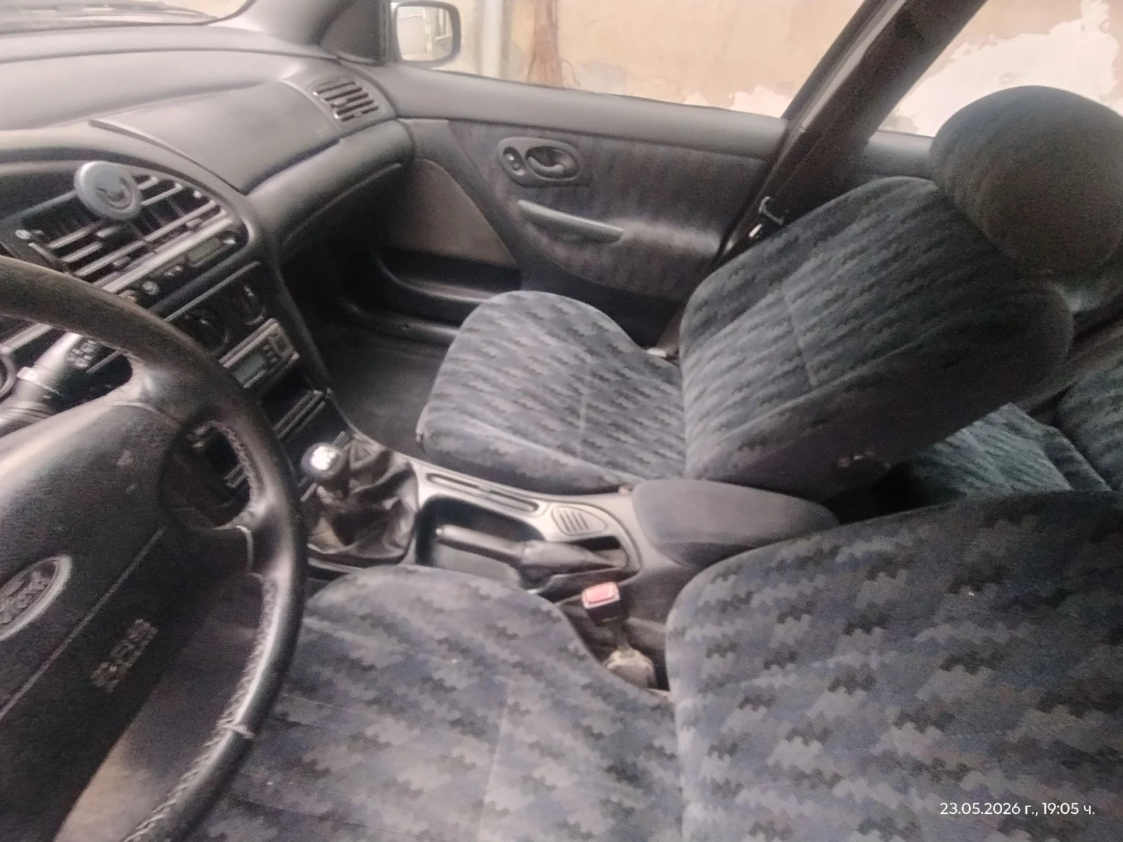 Ford Mondeo 1.8газ клима, снимка 9 - Автомобили и джипове - 53857739