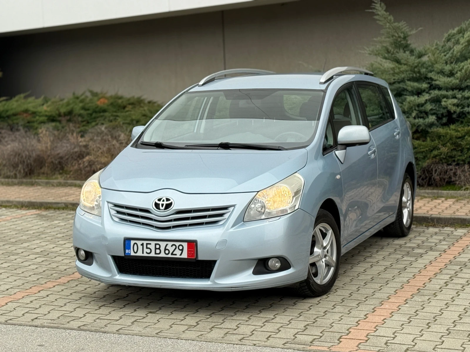 Toyota Verso 1.8 - 147 �.�. / 7 ����� / ������� ��������� | Mobile.bg � ����������� 1