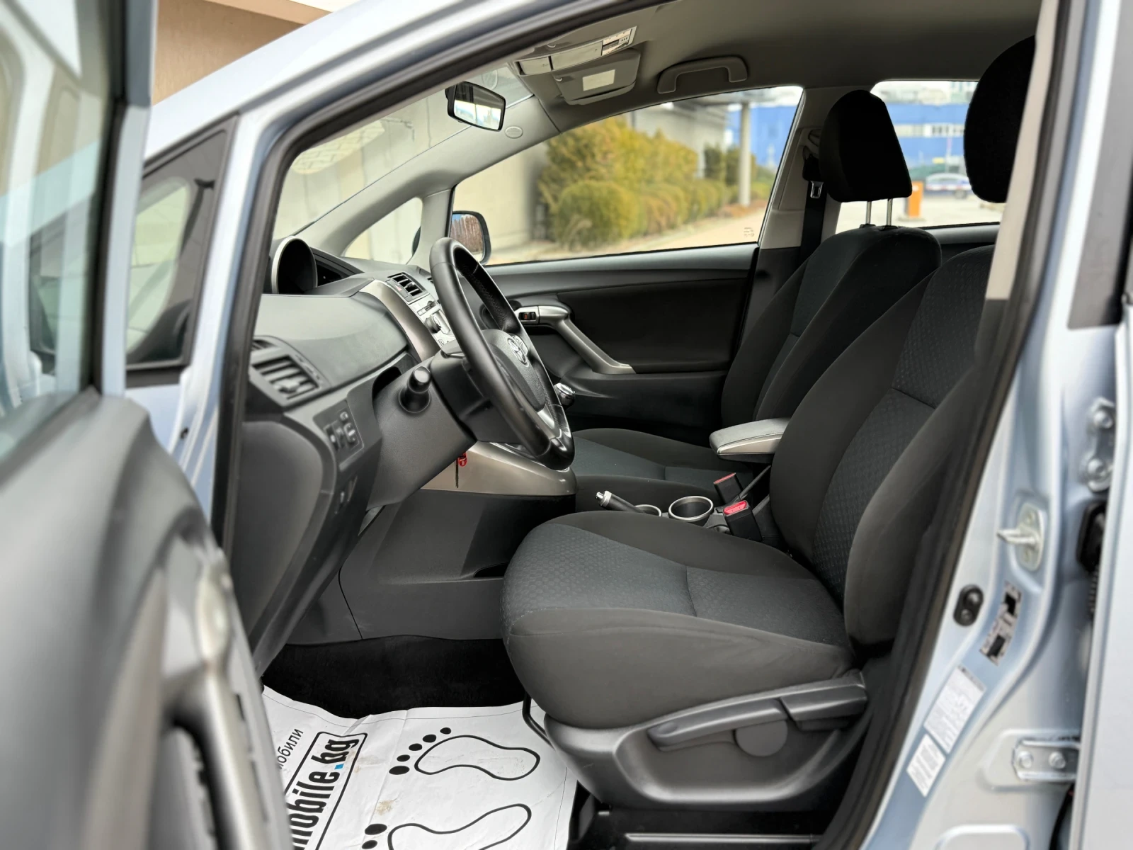 Toyota Verso 1.8 - 147 �.�. / 7 ����� / ������� ��������� | Mobile.bg � ����������� 5