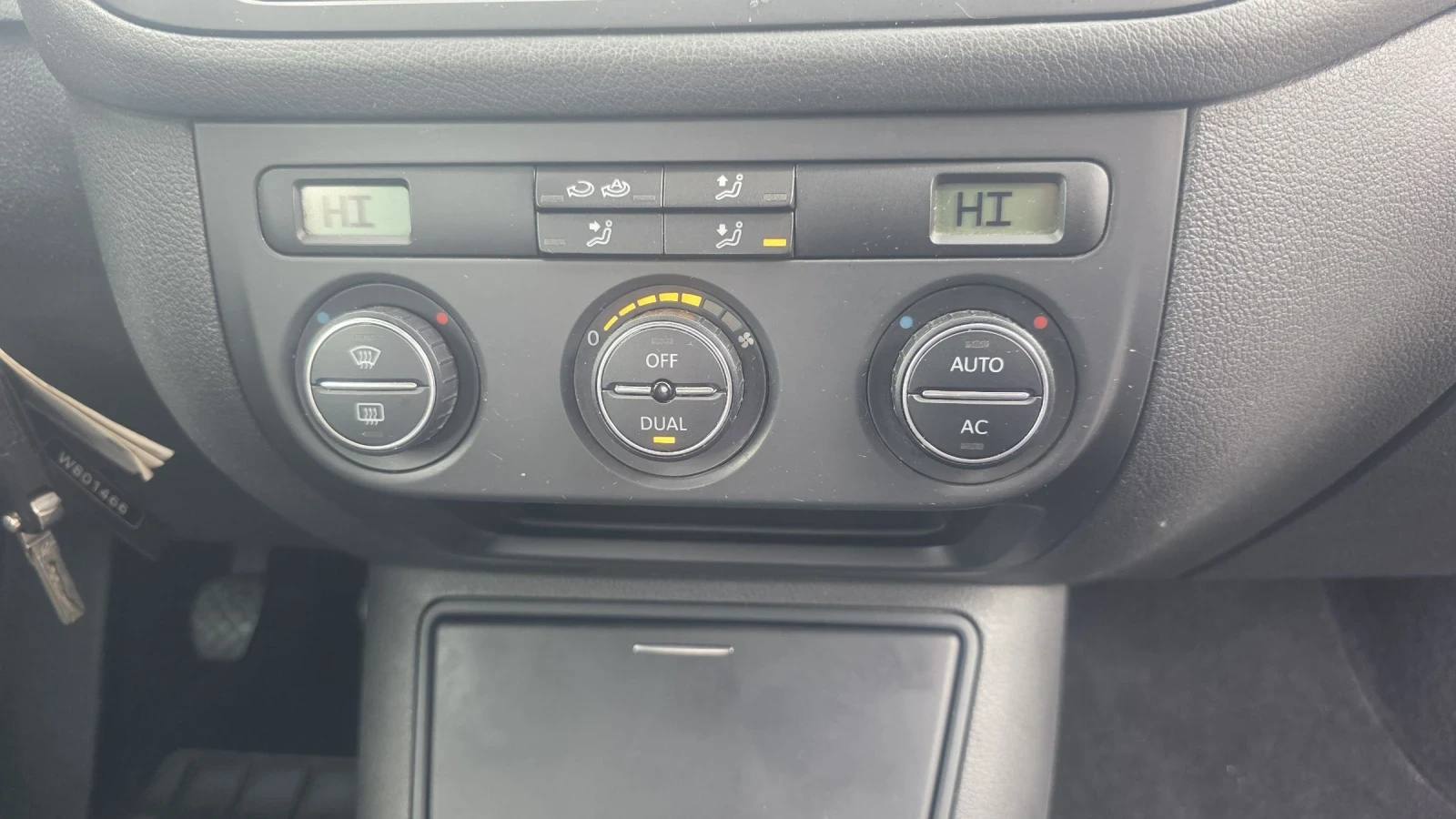 VW Golf Plus 1.9TDI 105k.s.6sk. - изображение 10