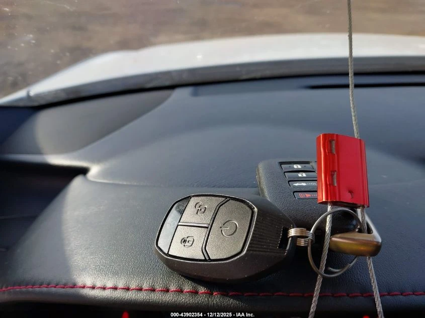 Lexus RC 350 3.5L V-6 DI, DOHC, VVT, 306HP All Wheel Drive - изображение 3