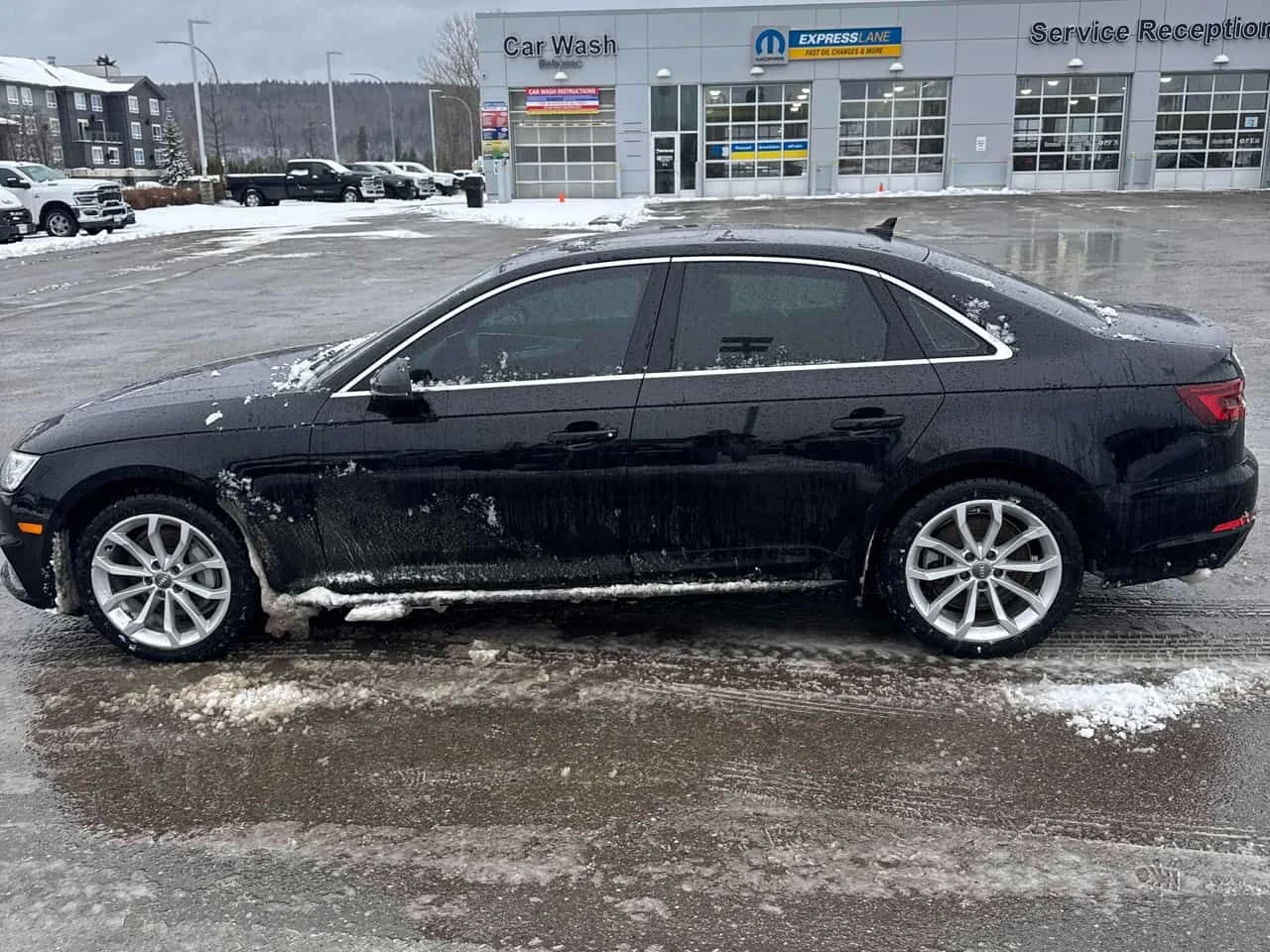 Audi A4 * Progressiv * CARFAX * 360 * ПОДГРЕВ * ПАМЕТ, снимка 2 - Автомобили и джипове - 53880351