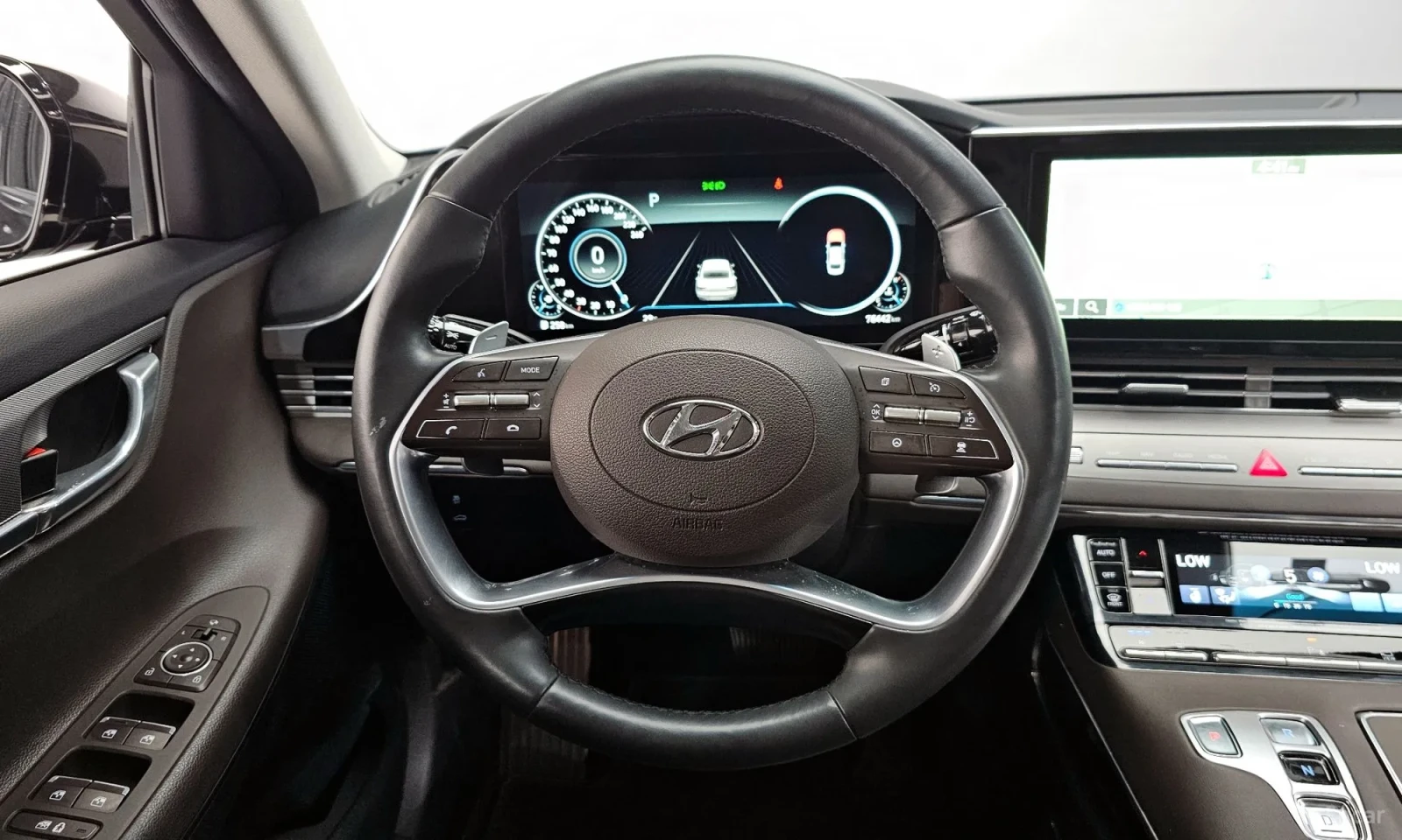 Hyundai Grandeur 2.5, снимка 8 - Автомобили и джипове - 54602915