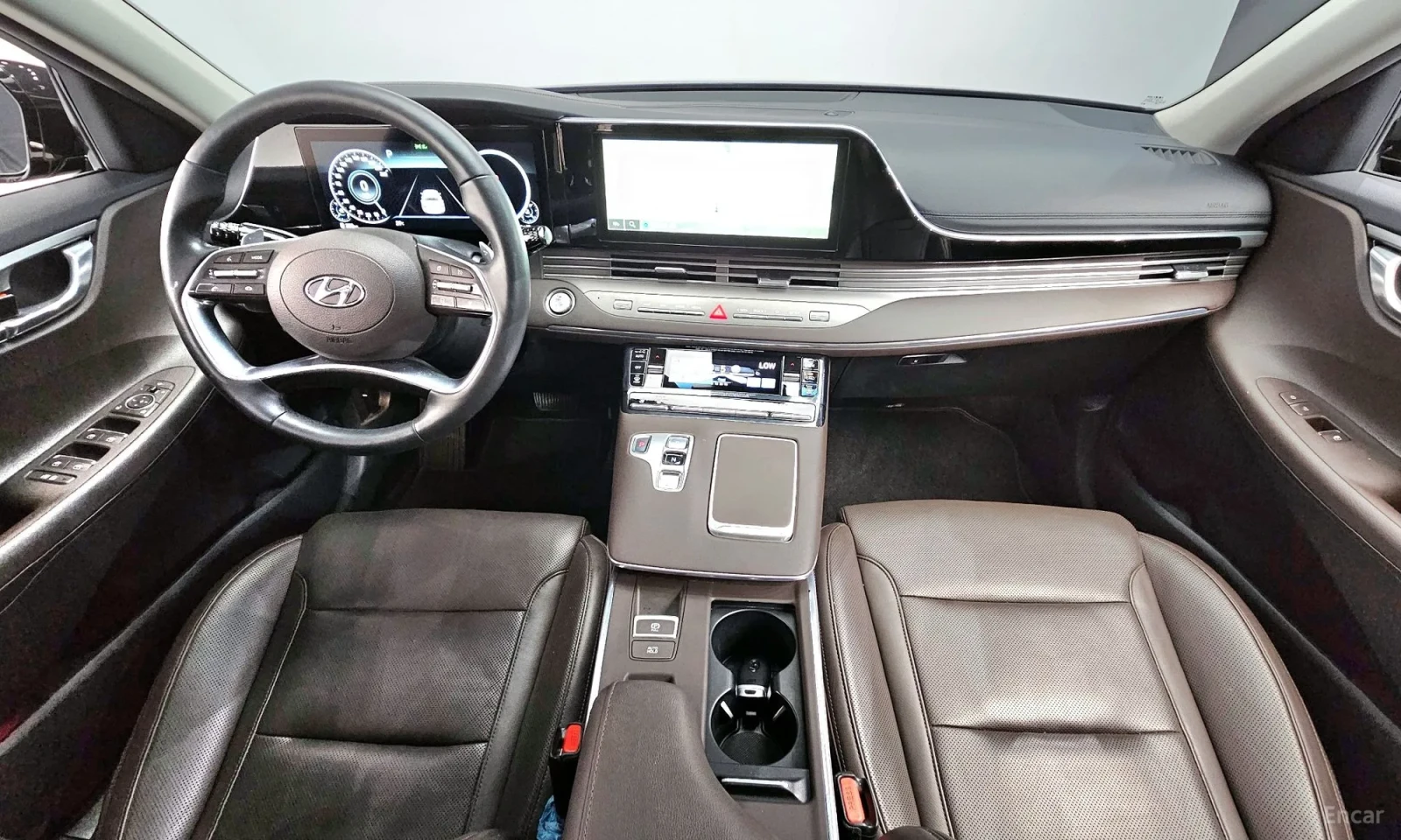 Hyundai Grandeur 2.5, снимка 7 - Автомобили и джипове - 54602915