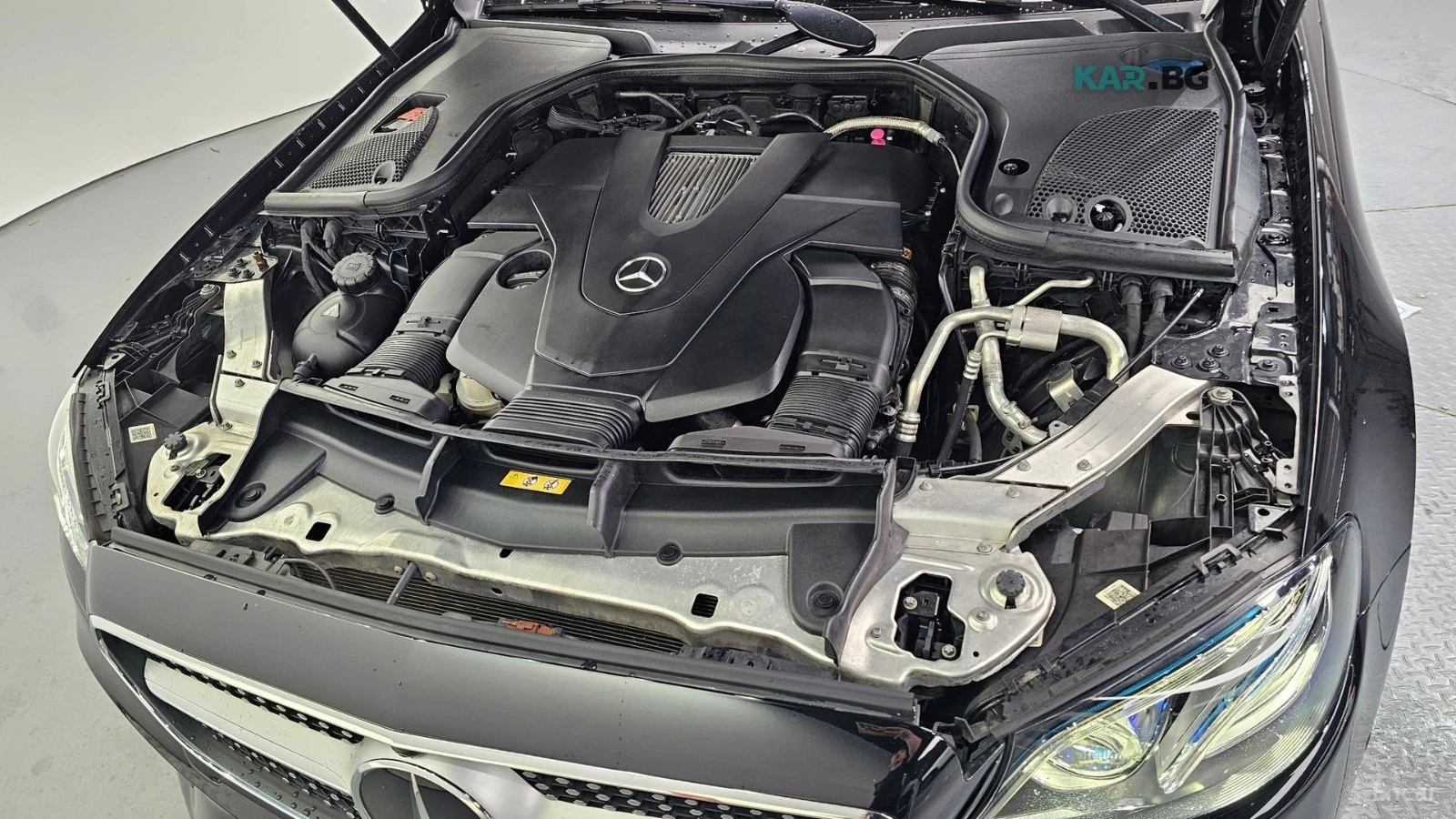Mercedes-Benz E 400 4MATIC* HUD* КОЖА* ПАНО* ОБДУХВ* НАВИ, снимка 5 - Автомобили и джипове - 55791925