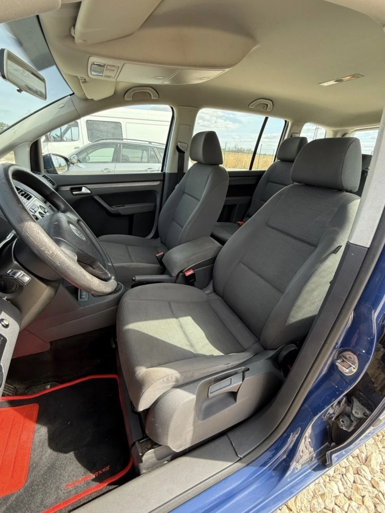 VW Touran 1.9 105, снимка 6 - Автомобили и джипове - 55888640