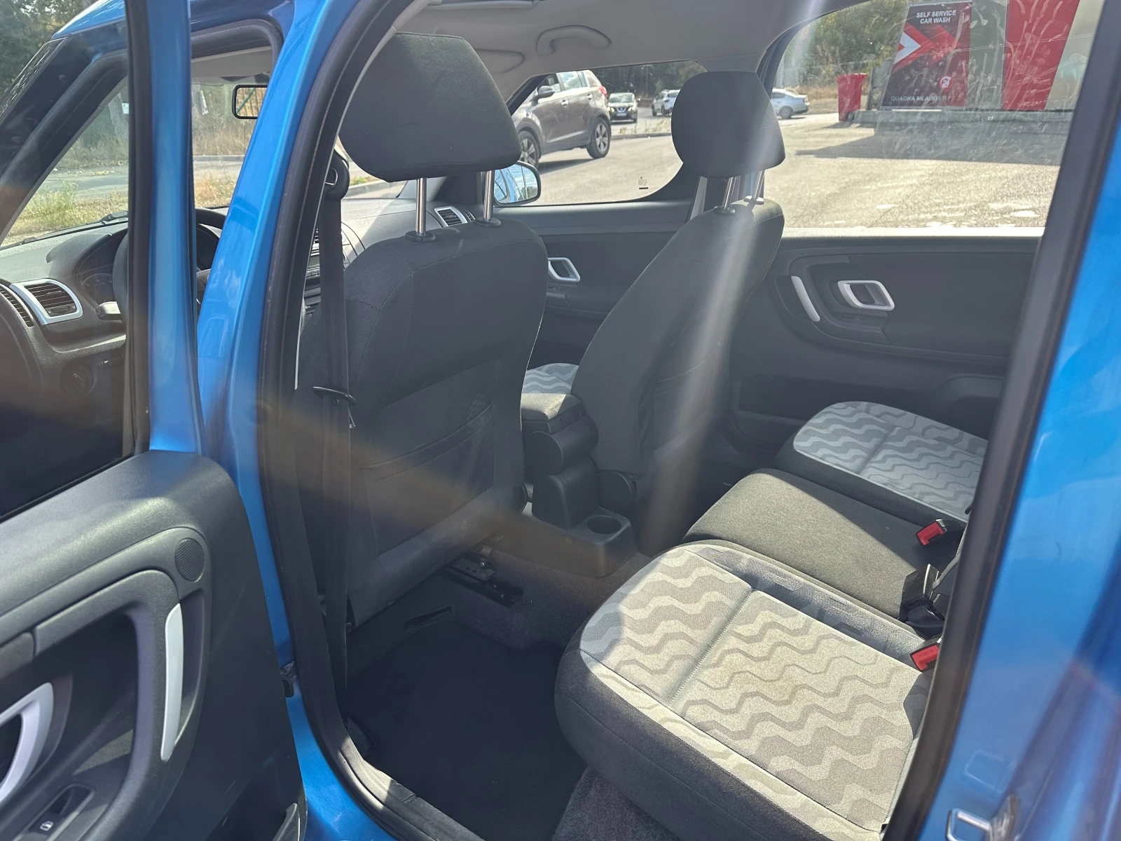 Skoda Roomster, снимка 8 - Автомобили и джипове - 56450404