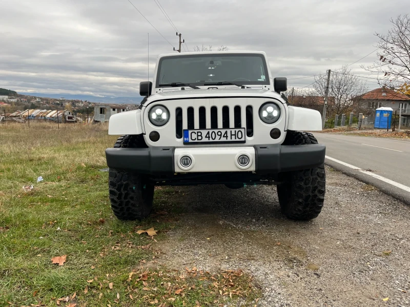 Jeep Wrangler Sahara 3.6, снимка 2 - Автомобили и джипове - 52321278