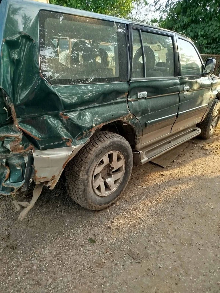 Mitsubishi Pajero sport, снимка 2 - Автомобили и джипове - 54361315