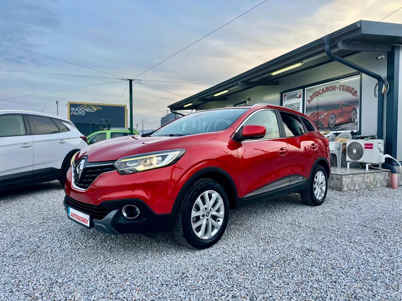 Renault Kadjar 1.5 DCI* NAVI* CAMERA* KEYLESS | Mobile.bg   2