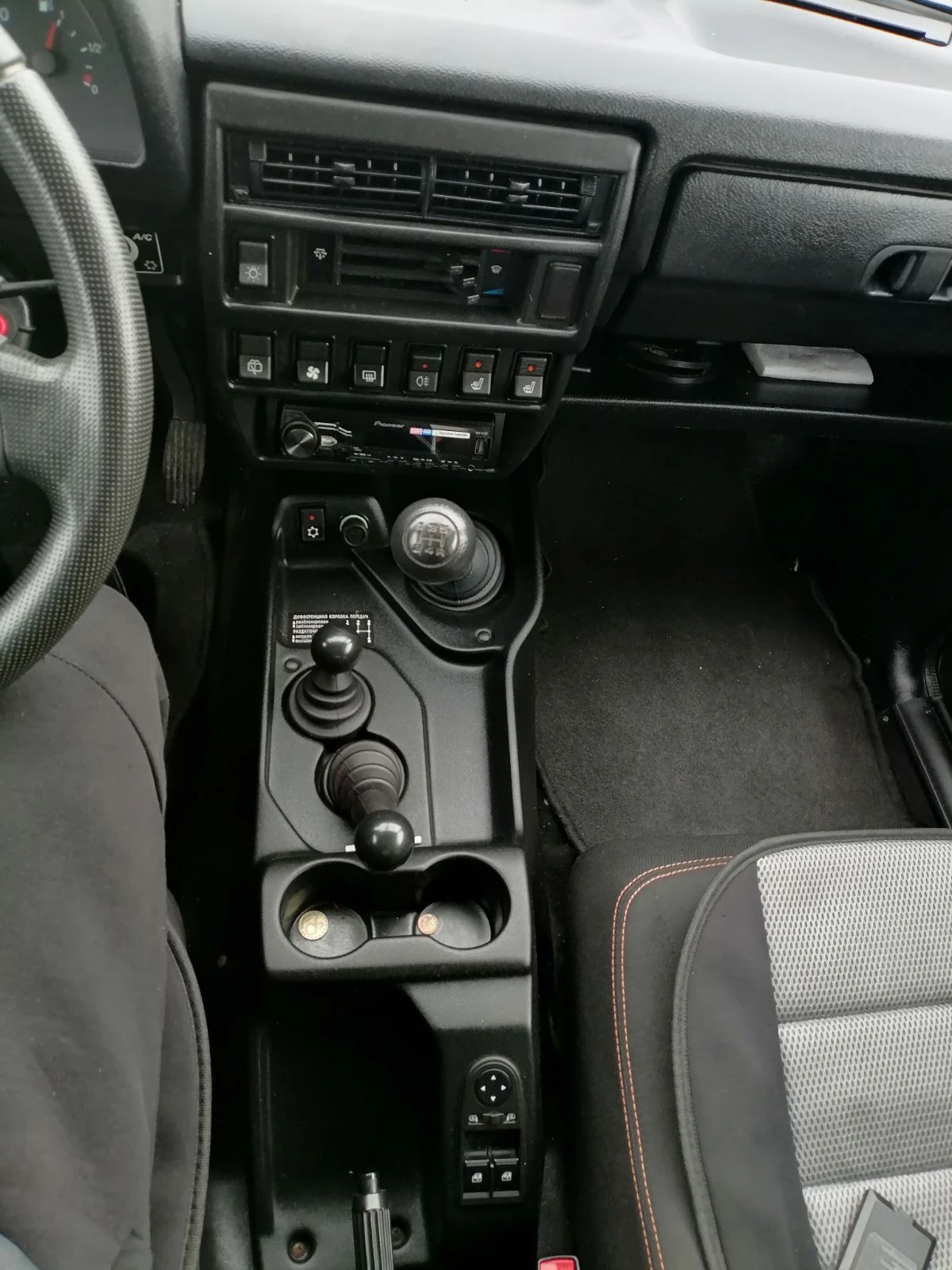 Lada Niva Урбън, снимка 9 - Автомобили и джипове - 52842689