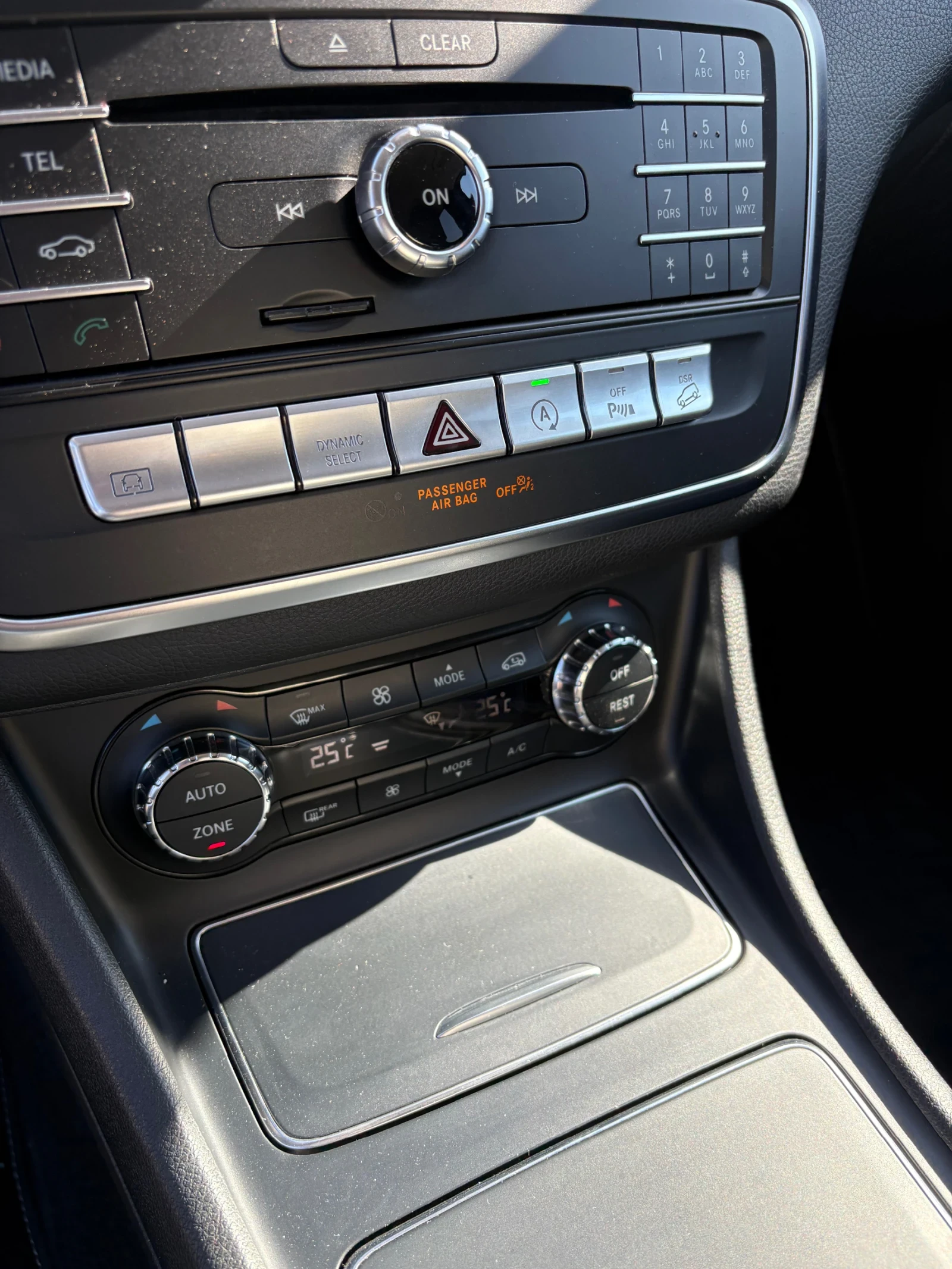 Mercedes-Benz GLA 200 d 4matic, снимка 11 - Автомобили и джипове - 53847562