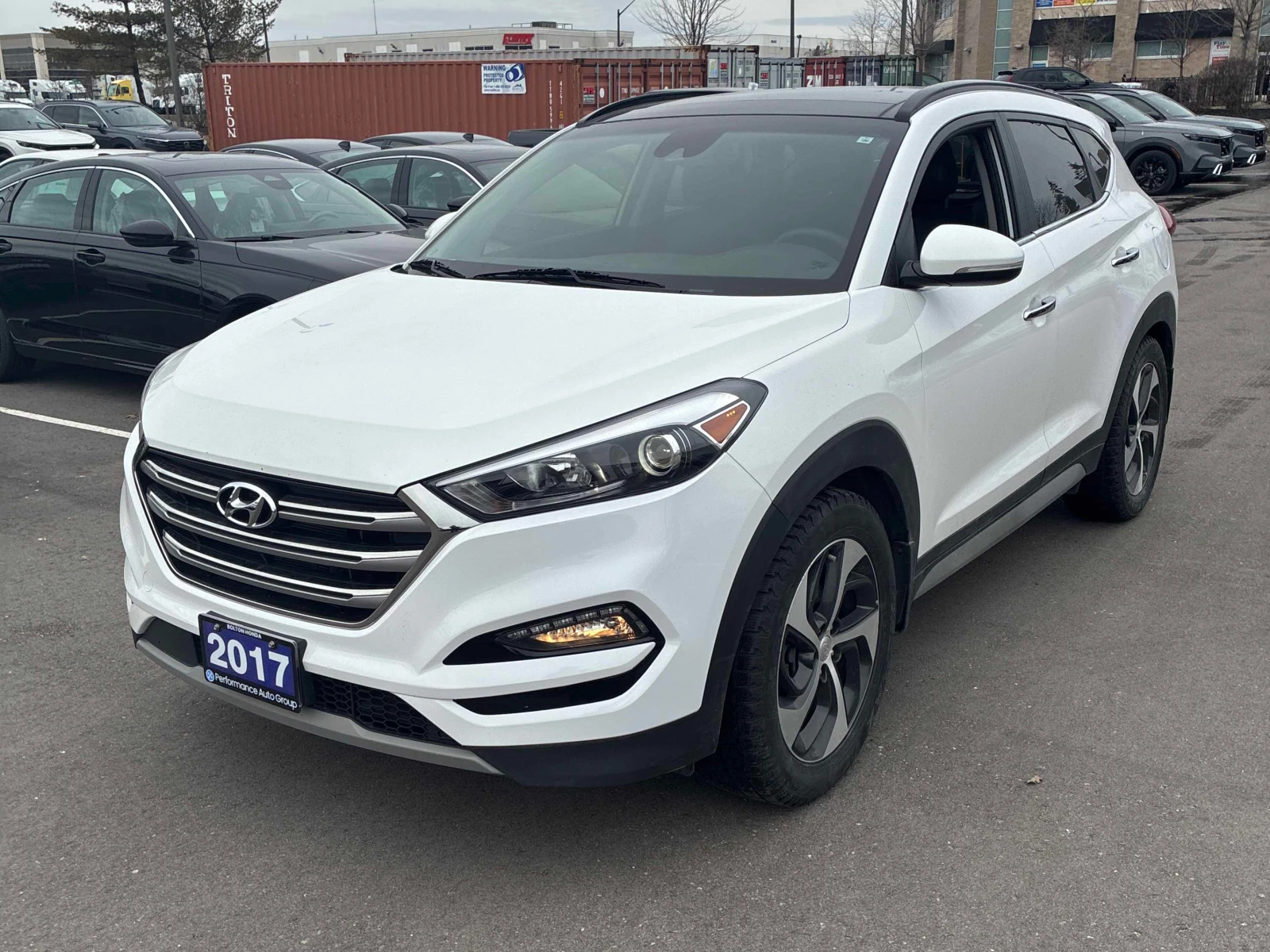 Hyundai Tucson Ultimate* Back cam* Pano* Подгрев* Обдухване* 