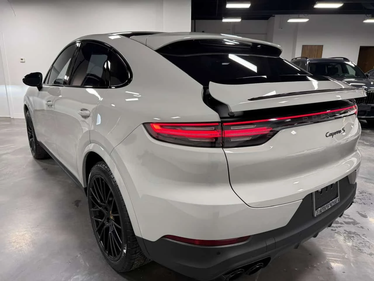 Porsche Cayenne * S Coupe AWD * CARFAX * ЦЕНА ДО БГ, снимка 2 - Автомобили и джипове - 54125488