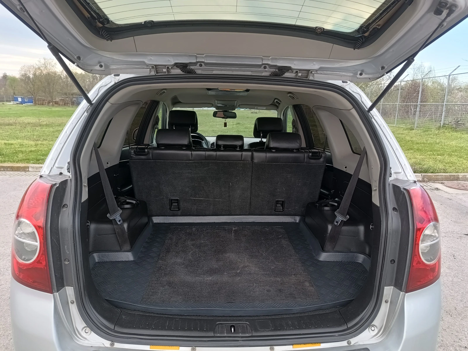 Chevrolet Captiva 2.2D 4x4 163, снимка 11 - Автомобили и джипове - 54151013