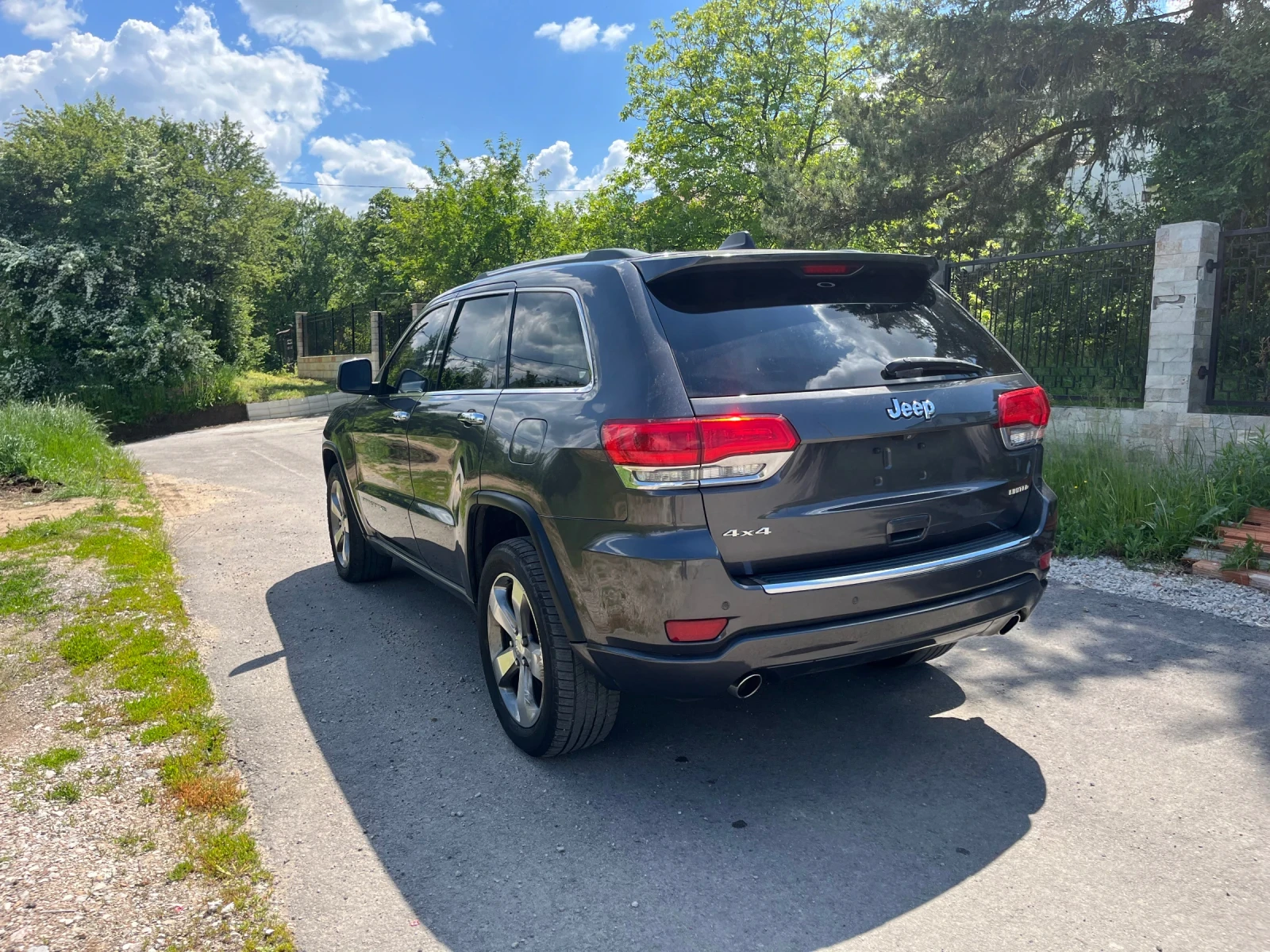 Jeep Grand cherokee 3.6 limited, снимка 3 - Автомобили и джипове - 54634504