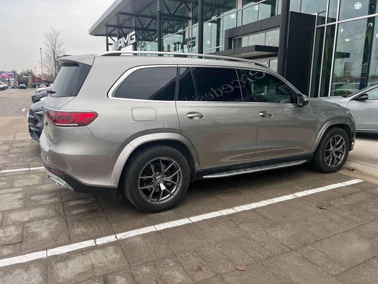 Mercedes-Benz GLS 450 * CARFAX * БЕЗ ПЪРВОНАЧАЛНА ВНОСКА, снимка 3 - Автомобили и джипове - 55415628
