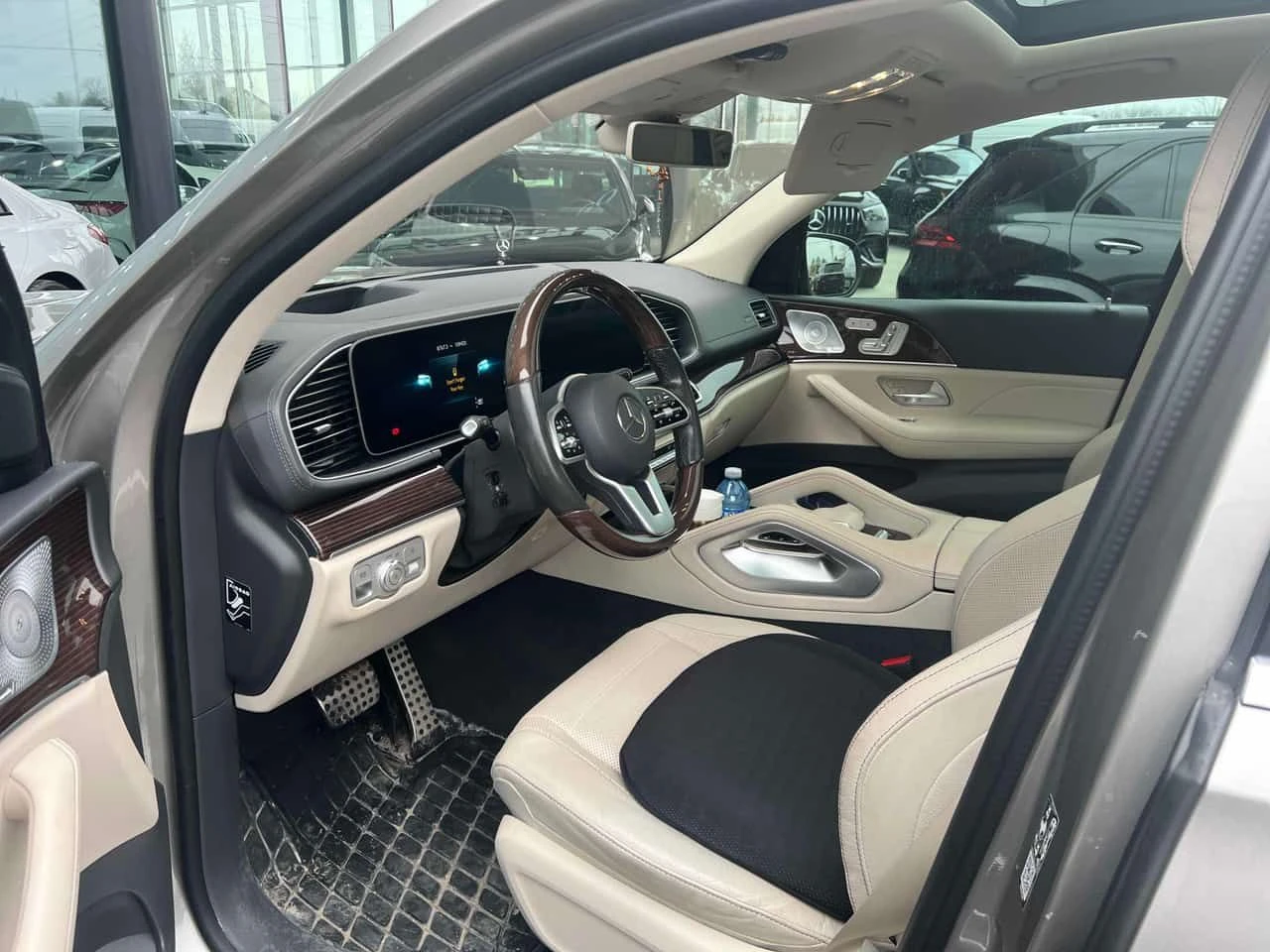 Mercedes-Benz GLS 450 * CARFAX * БЕЗ ПЪРВОНАЧАЛНА ВНОСКА, снимка 15 - Автомобили и джипове - 55415628