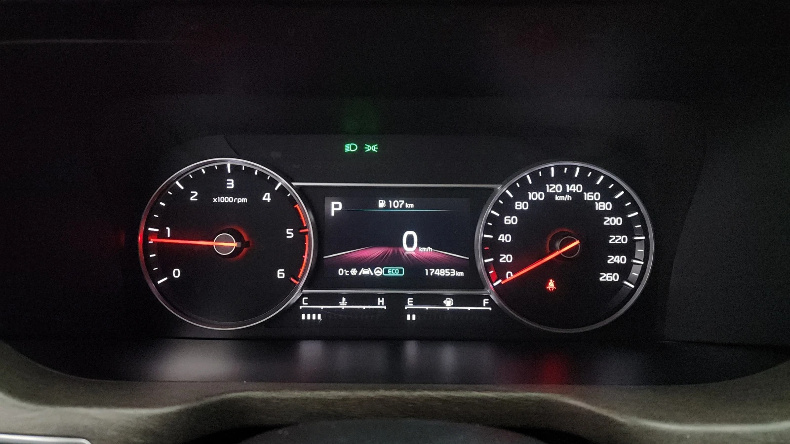 Kia Sorento 2.2 Diesel 2WD Prestige, снимка 7 - Автомобили и джипове - 55753690