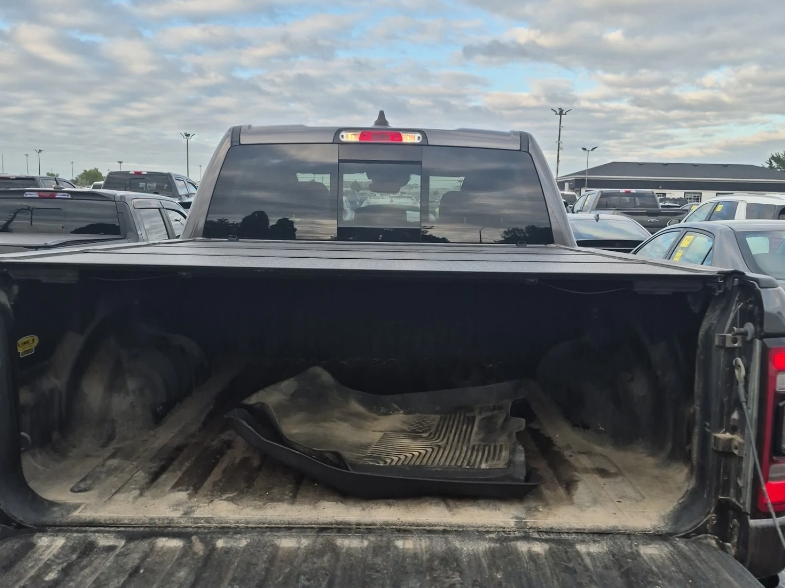 Dodge RAM 1500  Sport / FACE LIFT / CARFAX / АВТОКРЕДИТ, снимка 12 - Автомобили и джипове - 55897092