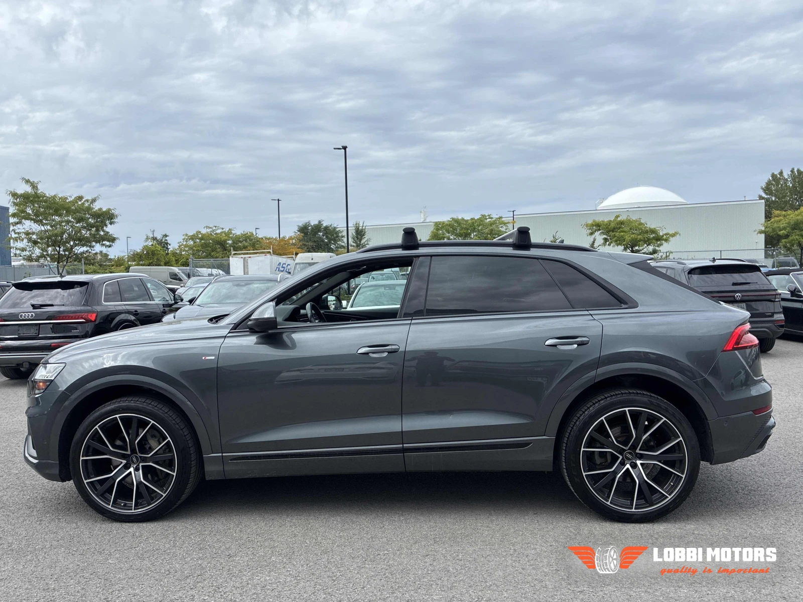 Audi Q8, снимка 2 - Автомобили и джипове - 56128961