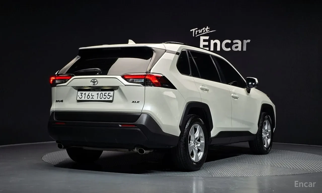 Toyota Rav4 АВТОКРЕДИТ, ЦЕНА ДО БЪЛГАРИЯ, снимка 2 - Автомобили и джипове - 56231157