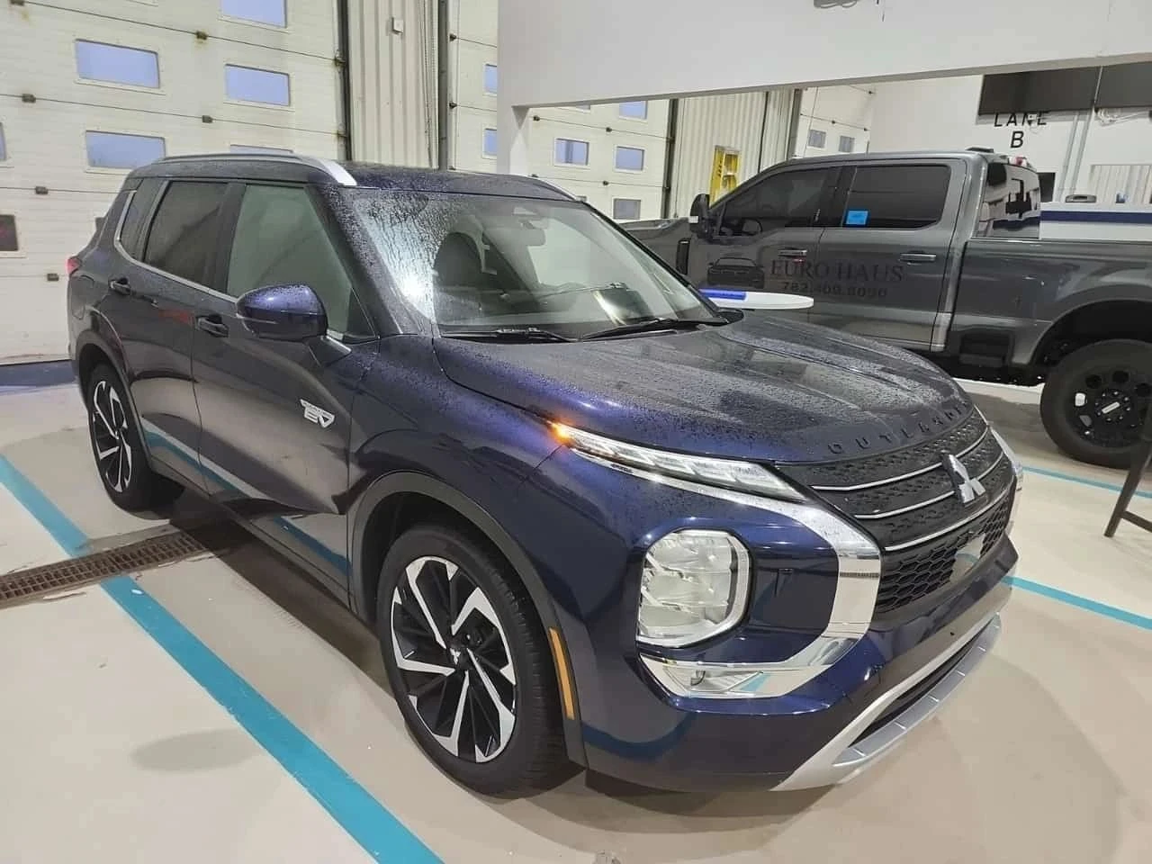 Mitsubishi Outlander, снимка 5 - Автомобили и джипове - 56688675