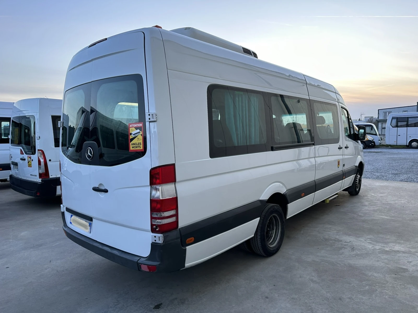 Mercedes-Benz Sprinter 516 2 Бр Климатик Преден и Заден - изображение 4