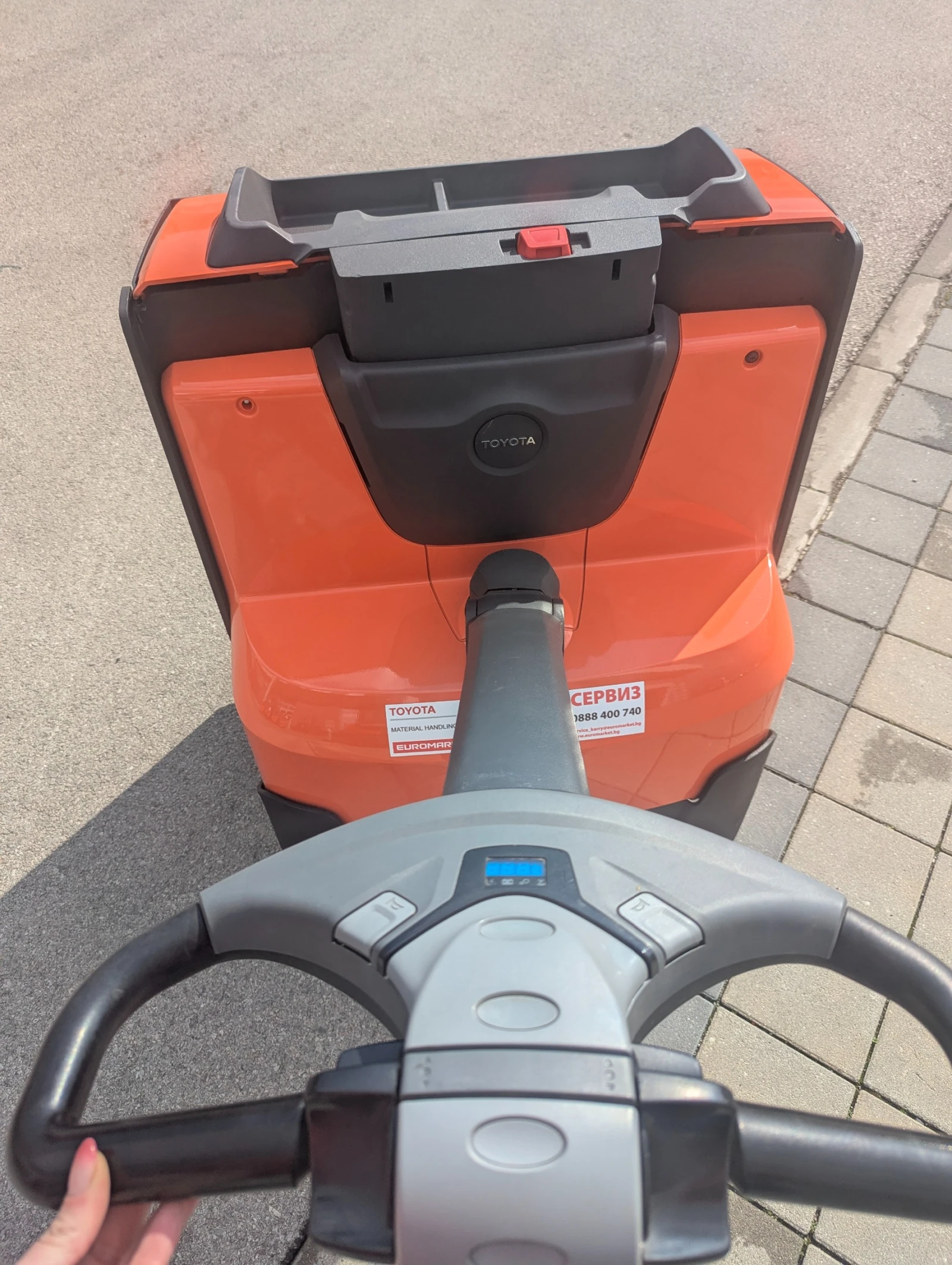 Електрокар Toyota Електрическа количка, снимка 5 - Индустриална техника - 53765926