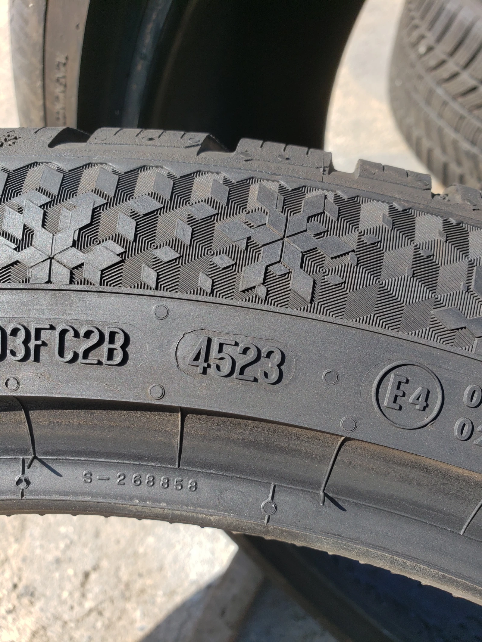  235/45R21 | Mobile.bg   6