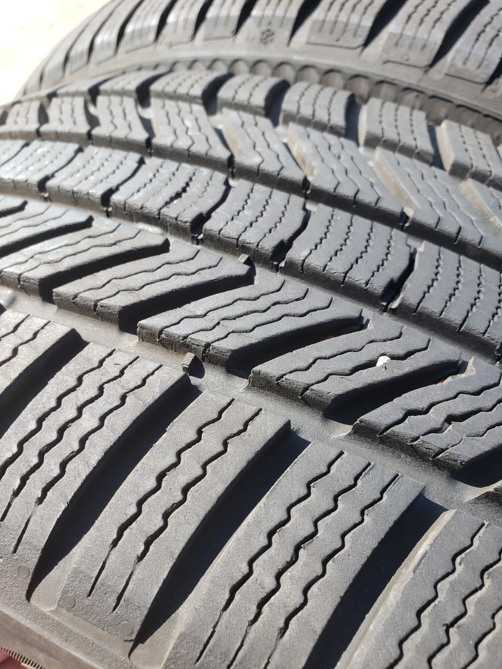  235/45R21 | Mobile.bg   4