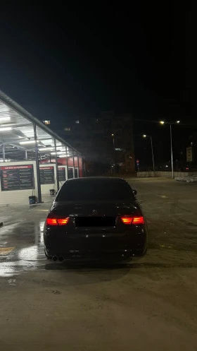 BMW 320 E90 2011, снимка 1