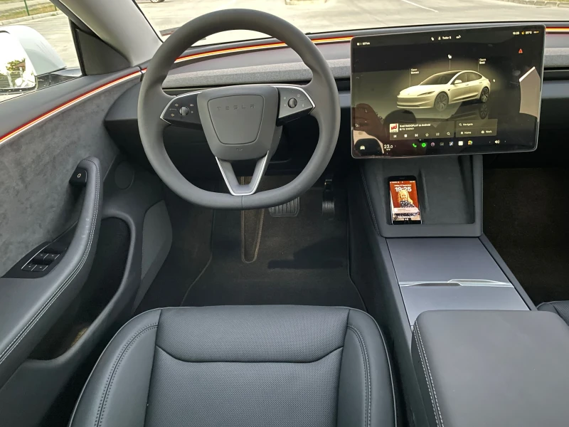 Tesla Model 3 New model 2024 LongRange, снимка 11 - Автомобили и джипове - 47381257