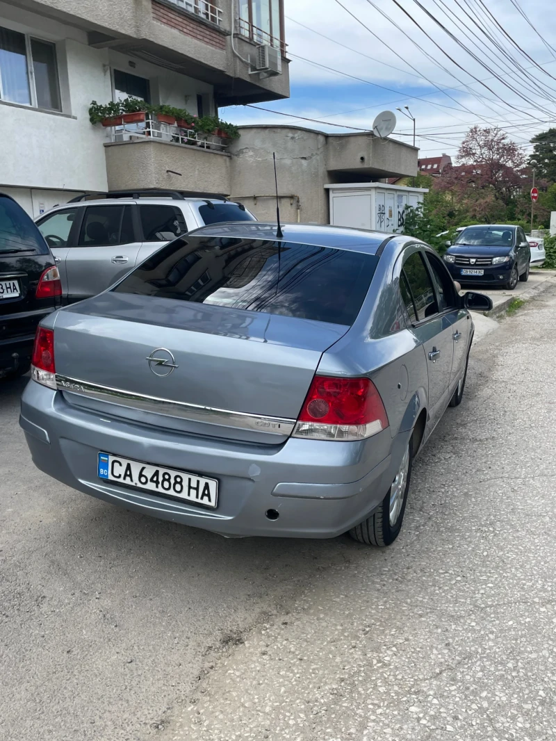 Opel Astra H, снимка 7 - Автомобили и джипове - 47437070