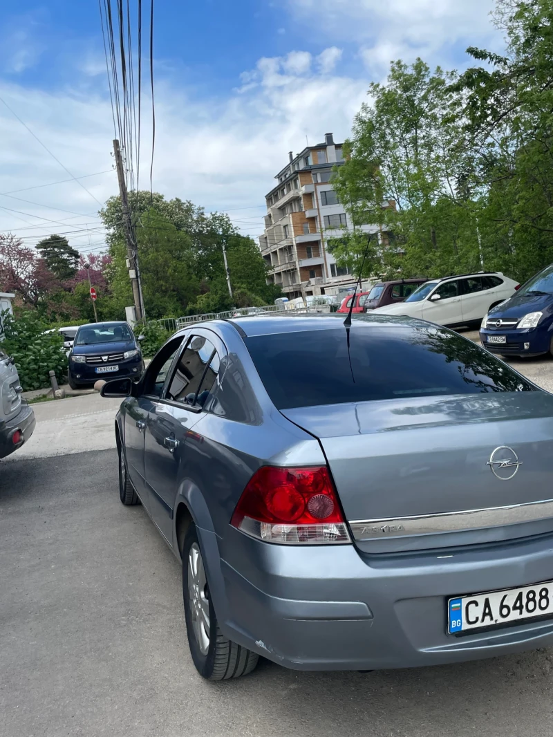 Opel Astra H, снимка 6 - Автомобили и джипове - 47437070