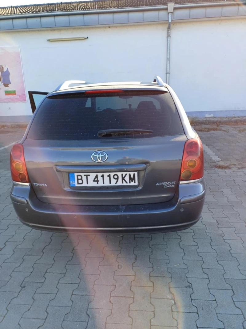 Toyota Avensis, снимка 8 - Автомобили и джипове - 47839549