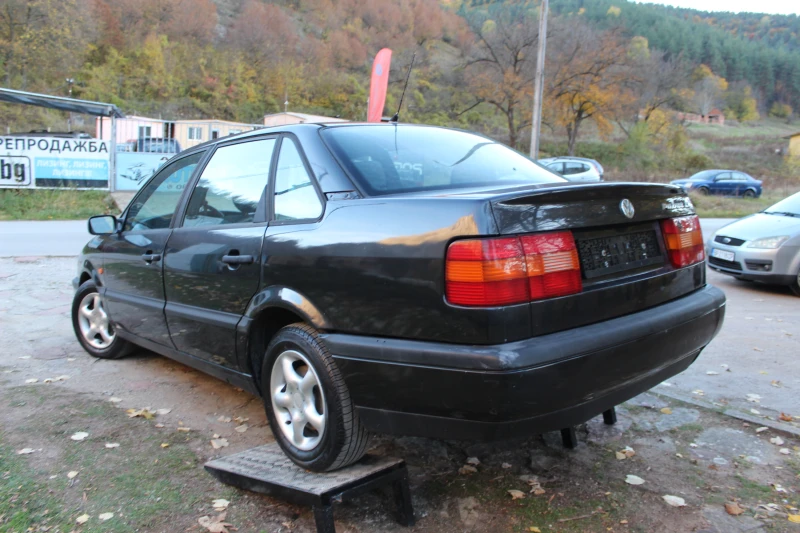 VW Passat 1.8I ИТАЛИЯ, снимка 9 - Автомобили и джипове - 47853582