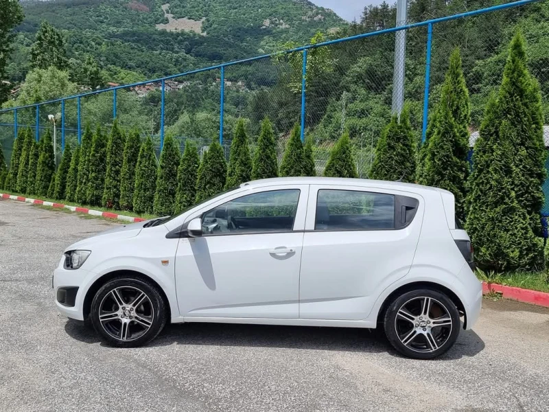 Chevrolet Aveo 1.2 GAZ/KLIMA/FACELIFT/Euro-5B, снимка 4 - Автомобили и джипове - 48105169