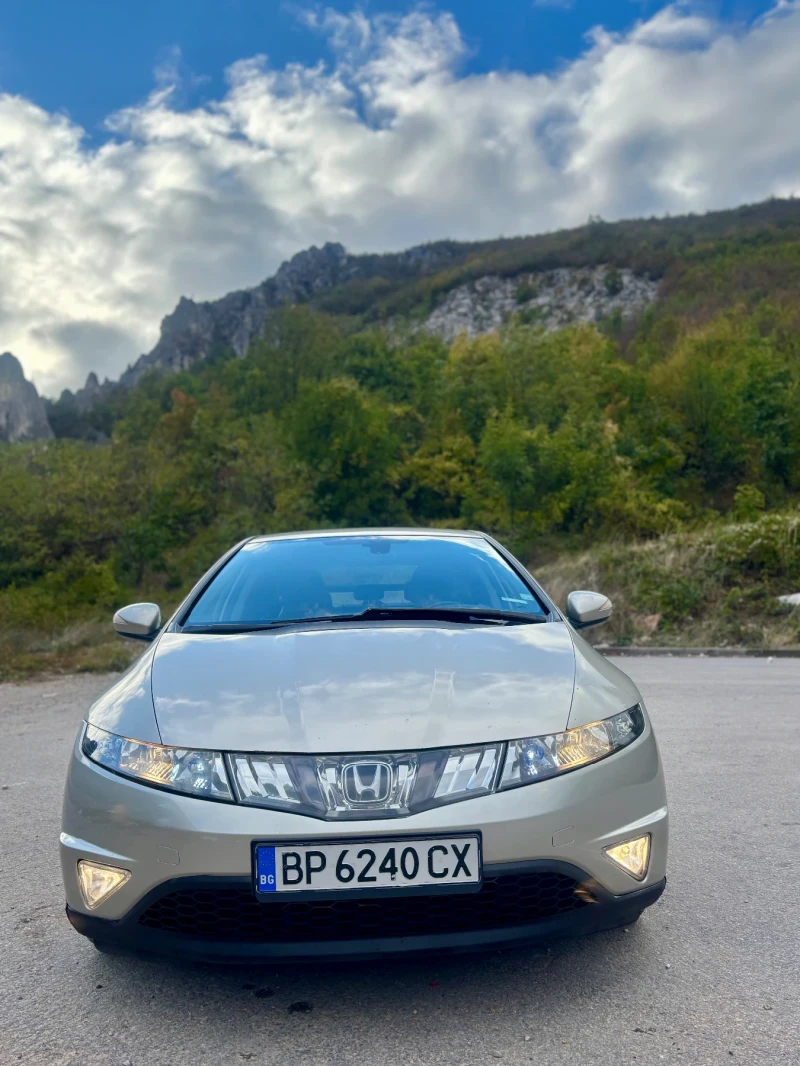 Honda Civic 8th generation , снимка 2 - Автомобили и джипове - 52045615